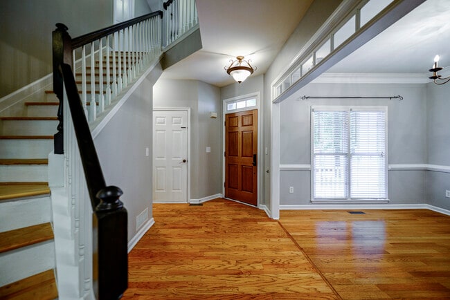 Foto del edificio - 3627 Chestnut Dr