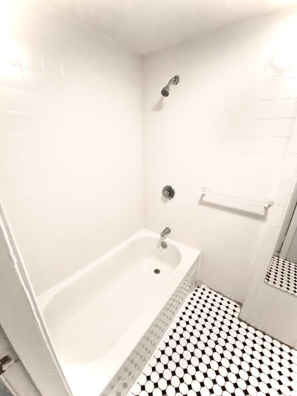 Building Photo - 56 Mozart St