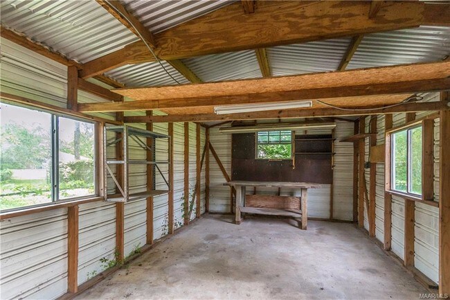 Building Photo - 605 Williamson Rd