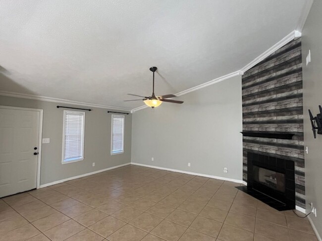 Foto del edificio - Renovated 3 Bedroom 2 Bath Home for Rent!
