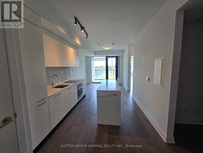 Building Photo - 200 Sudbury St