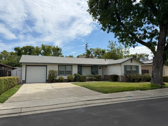 Foto del edificio - 1514 Maplewood Dr