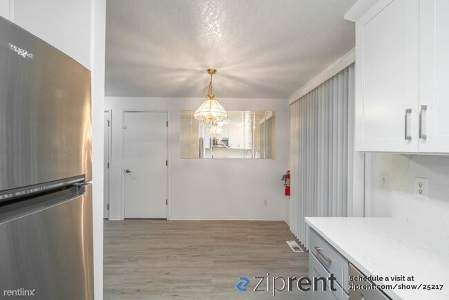 Building Photo - 3 br, 2 bath House - 6249 SE Ogden St, Por...