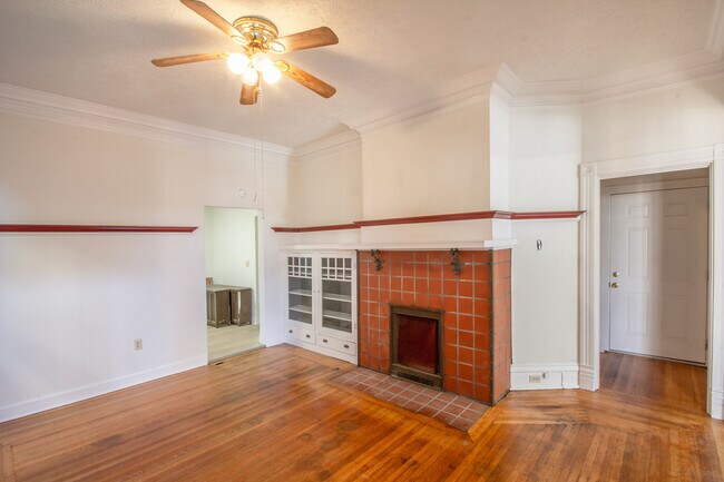 Foto del edificio - 439 Franklin Ave