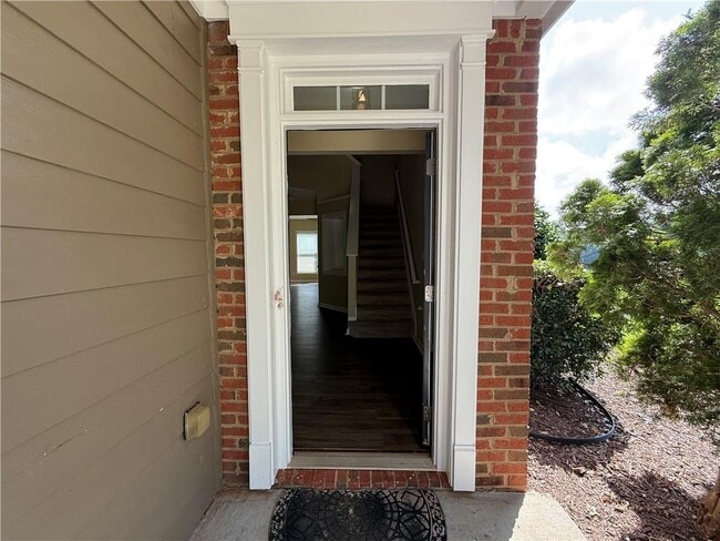 Foto del edificio - 1631 Gardner Park Ct