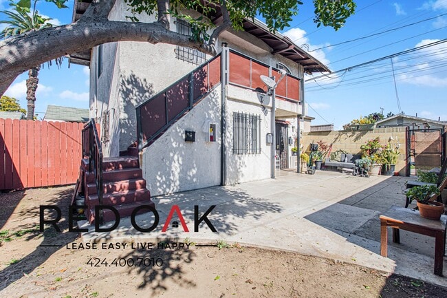 Foto del edificio - 1047 E New York St