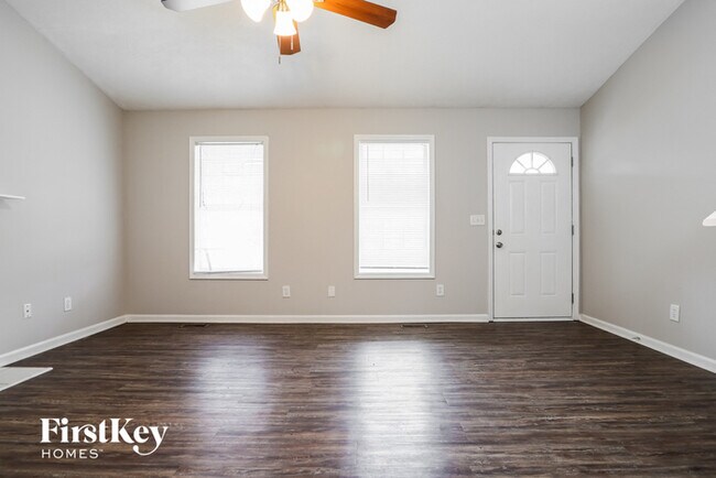 Building Photo - 3912 Wakefield Dr