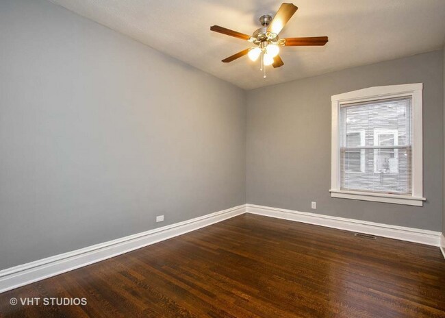 Foto del edificio - 11401 S Prairie Ave