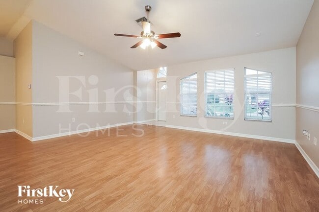 Building Photo - 5003 Barth St