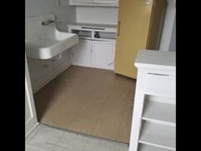 Foto del edificio - 3385 Richton St