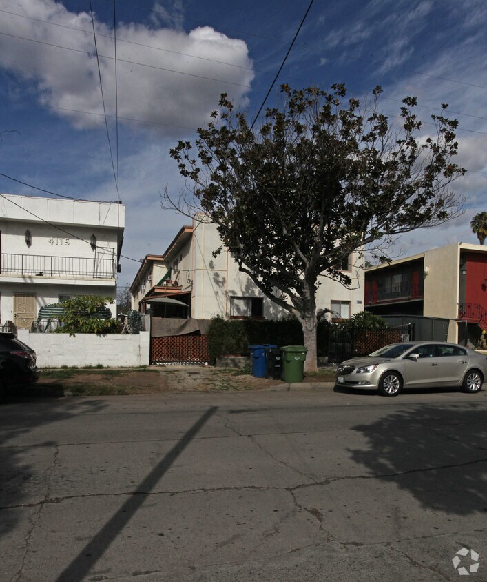 Building Photo - 4111 Sunset Dr