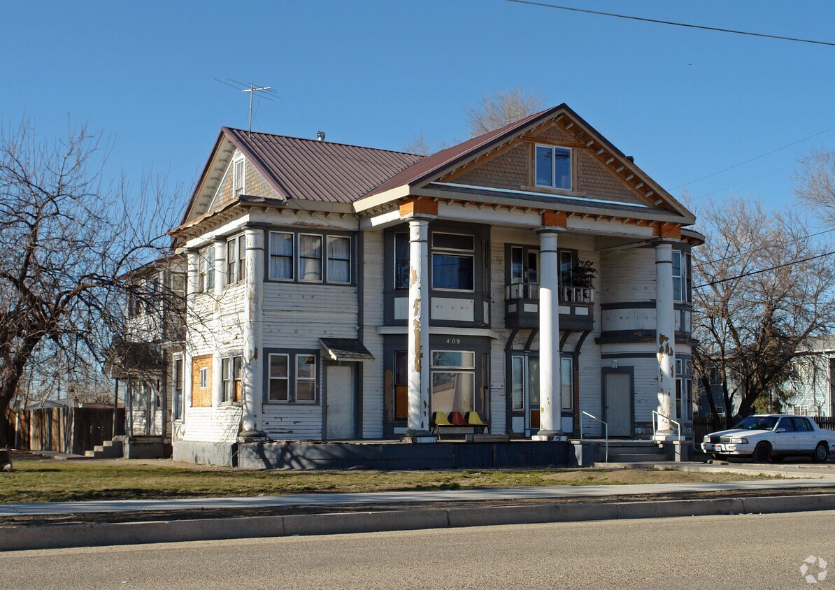 Building Photo - 409 N Kimball Ave