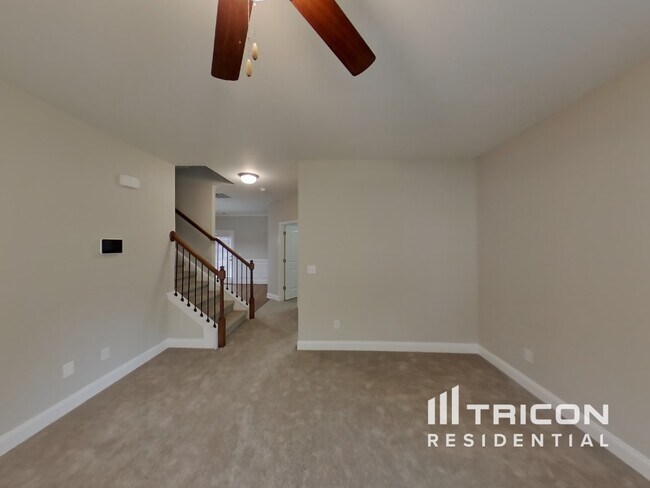 Building Photo - 833 Crescent Lane Griffin GA