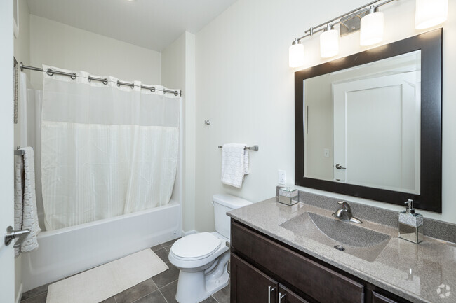 1BR, 1BA - 744SF - Bathroom - 501 on First