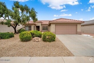 Building Photo - 16232 W Tapatio Dr