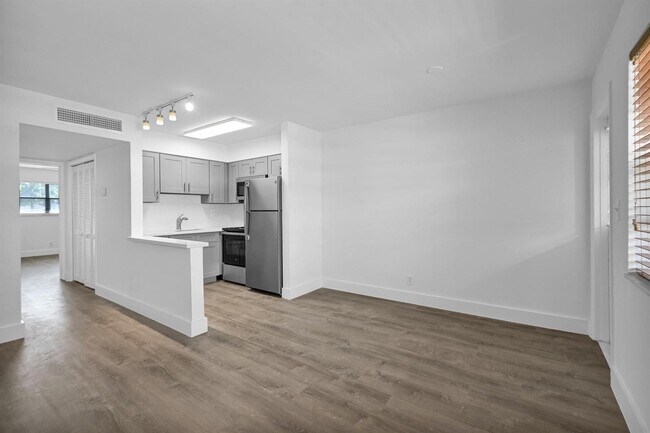 Foto del edificio - 4051 NE 13th Ave