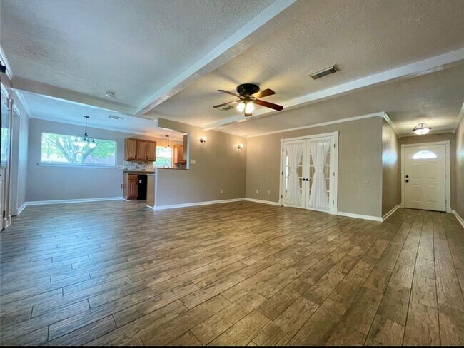 Foto del edificio - 8706 Collingsdale Rd