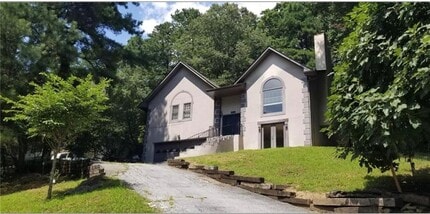 Building Photo - 3386 Shorelake Dr