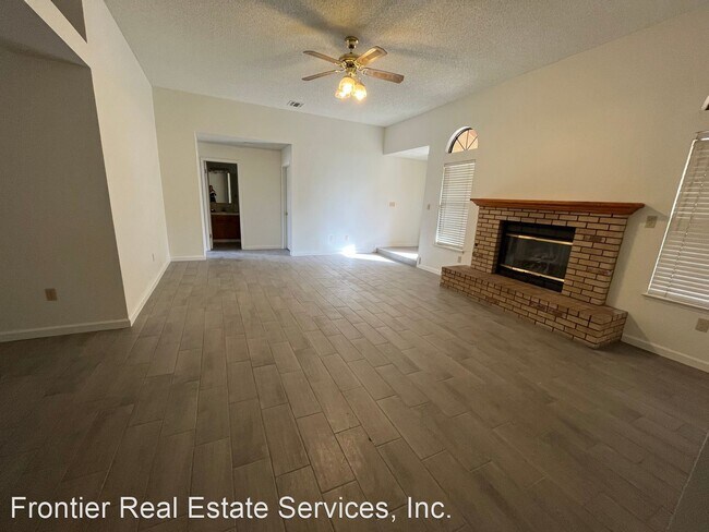 Building Photo - 3 br, 2 bath House - 3705 Goldbar Drive