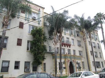 Foto principal - 1610 N Normandie Ave