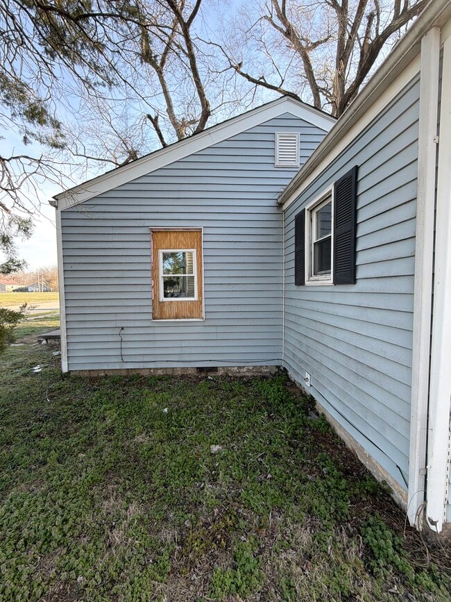 Photo - 730 N 74th St House