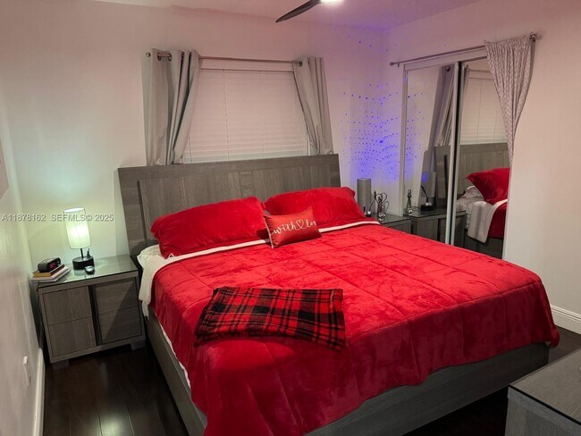 Foto del edificio - 15534 SW 153rd St