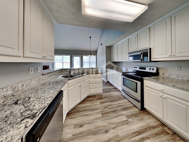 Foto del edificio - 2025 Graybrook Dr
