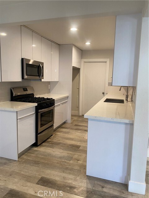 Building Photo - 14100 Bradford Meadows