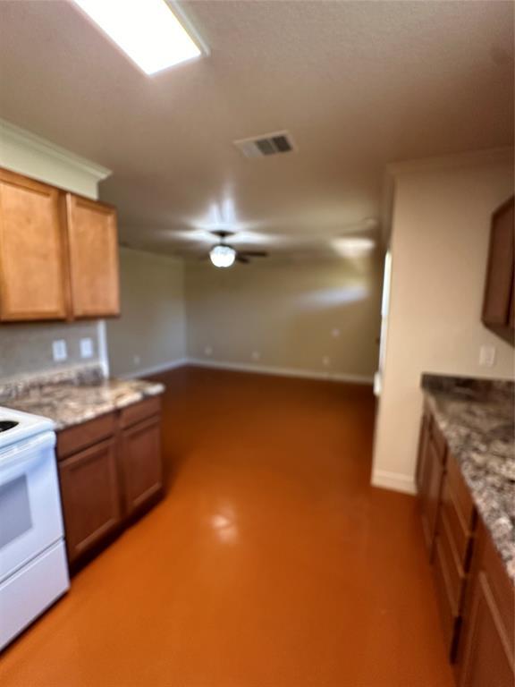 Building Photo - 803 Leifester Cir