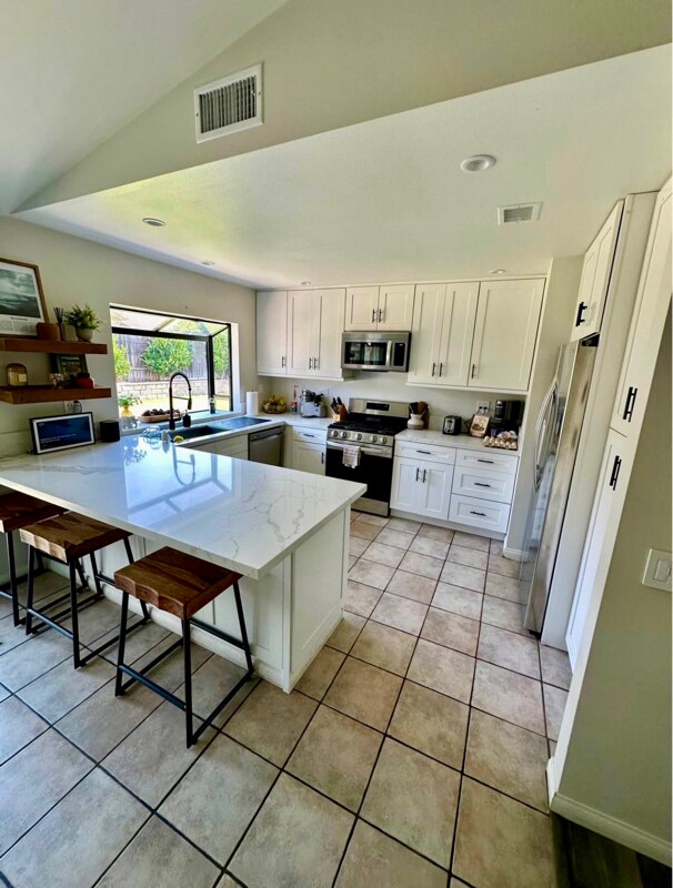 Foto del edificio - 921 Hackamore St