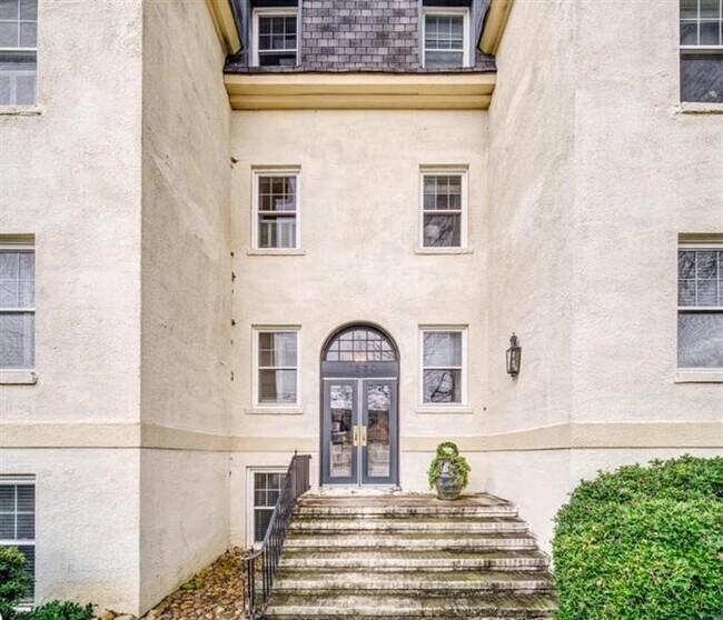 Building Photo - 1230 Piedmont Ave NE