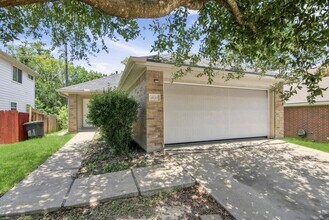 Building Photo - 3031 Cypress Island Dr