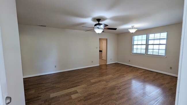 Living Room - 5222 Wilton Dr