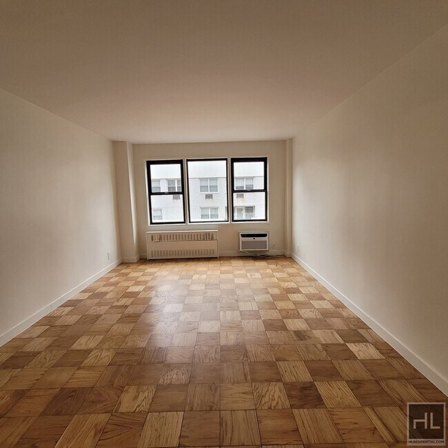 Building Photo - EAST 36 STREET