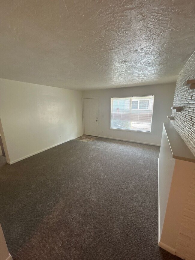 Foto del edificio - 2465 Lee St SE