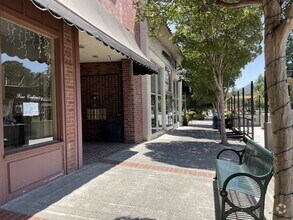 Building Photo - 43 E Main St