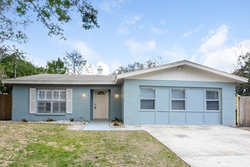 Foto principal - 10217 N Pawnee Ave