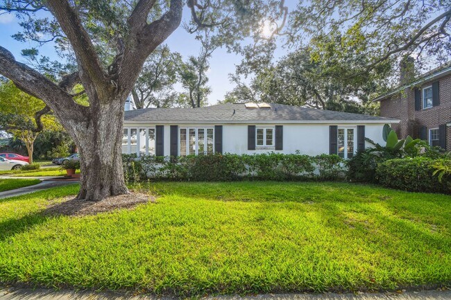 Foto del edificio - Beautiful Home on Davis Island