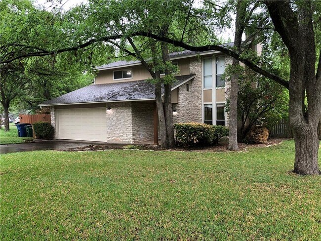 Building Photo - 12014 Trianon Ln