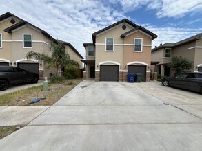Building Photo - 130 Niagara Dr.