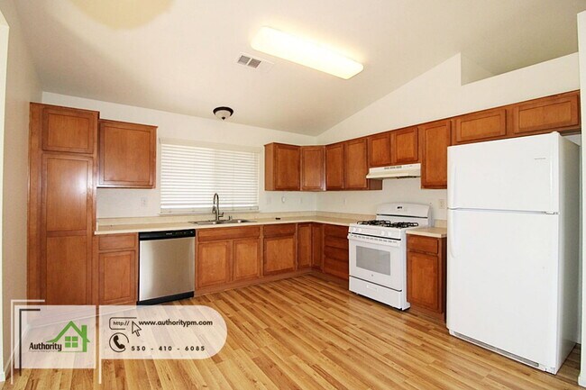 Foto del edificio - 19531 Prospect Peak Ct