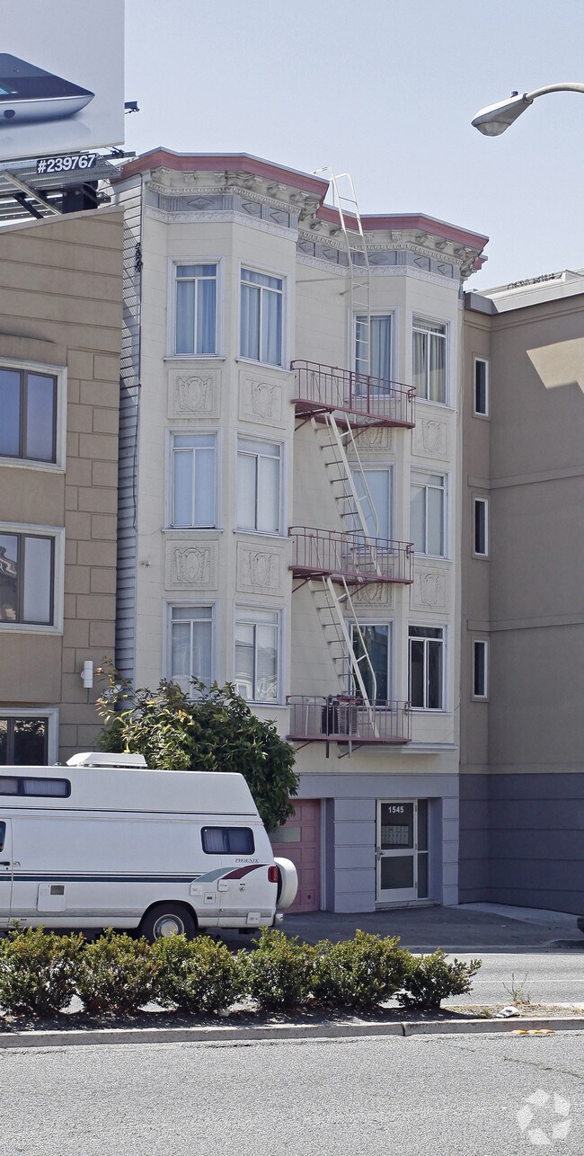 Building Photo - 1545 Lombard St