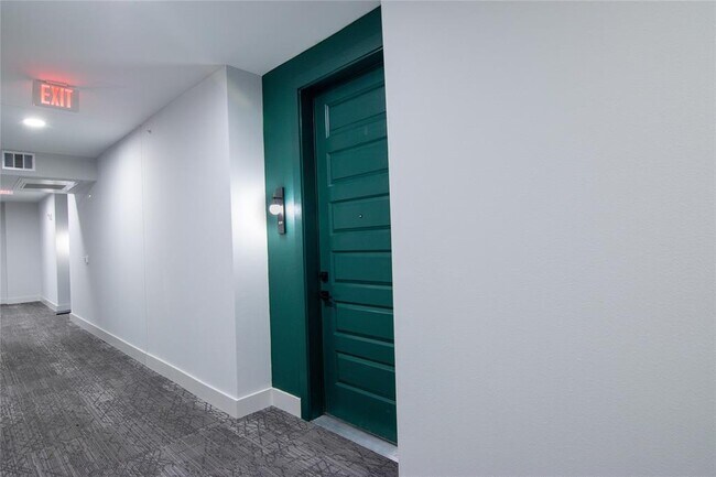 Foto del edificio - 2500 Longview St