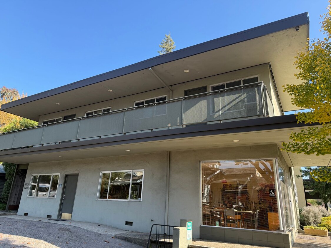 Foto principal - 500 Red Hill Ave