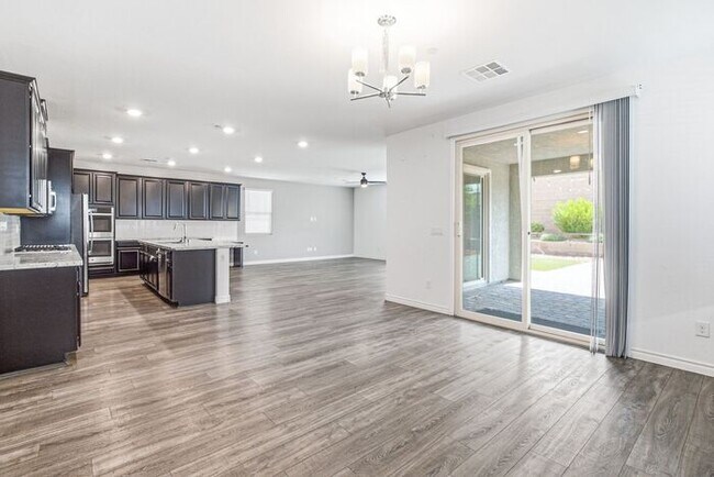 Building Photo - 4-Bedroom Two-Story Home with Mountain Views & Resort-Style Amenities