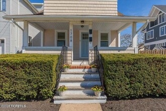 Building Photo - 1708 A St