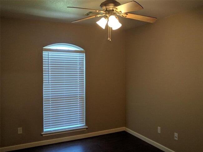 Photo - 416 Cherokee Gate Dr House