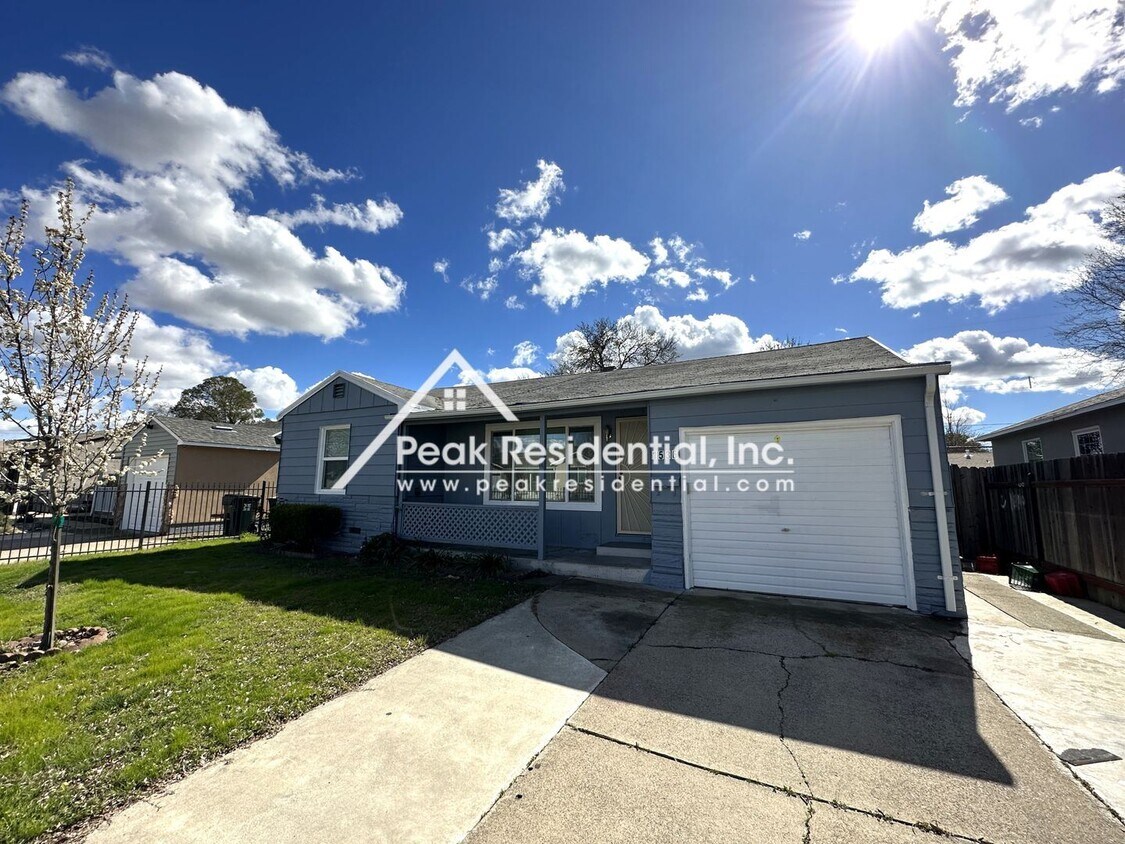 Building Photo - 2 br, 1 bath House - 1536 Sterling St