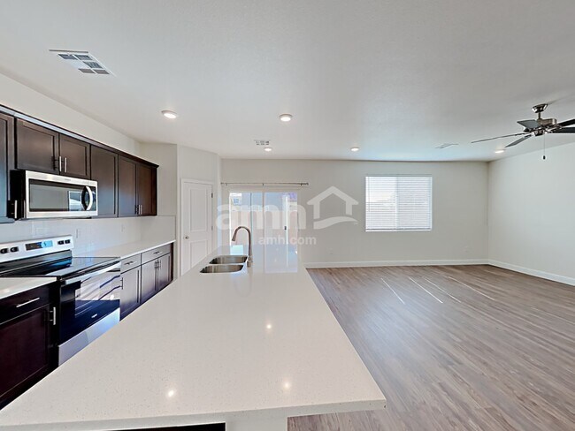 Building Photo - 727 Sienna Rising Drive