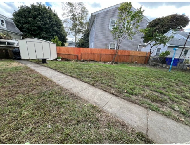 Photo - 185 Brownell St Apartment